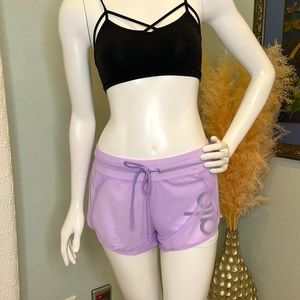 Alo shorts, size xs